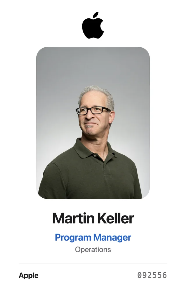 Another Apple demo staff badge in the series
